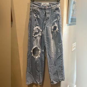 Women’s distressed jeans